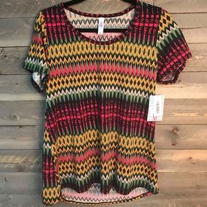 LuLaRoe Classic T - Medium